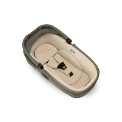 Nuna Cari™ Aire Auto Reiswieg - Pine -Baby Ruth Winkel 203599 2 nuna carinext pine harness gl web aec6