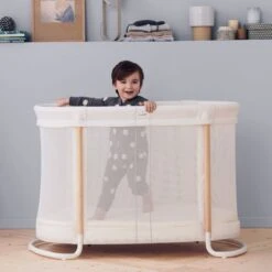 BabyBjörn Ledikant Wit -Baby Ruth Winkel babybj rn ledikant wit sfeer b726