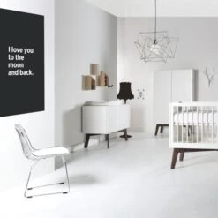 Kidsmill Sixties Babykamer Wit Mat / Walnoot | Bed 60 X 120 Cm + Commode