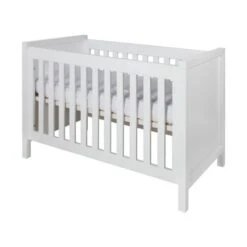Europe Baby Atlantic Babykamer Wit | Bed 60 X 120 Cm + Commode -Baby Ruth Winkel babykamer atlantic wit ledikant 0522