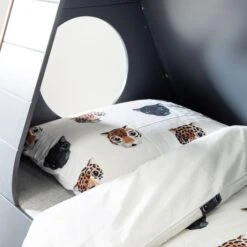 BLN Kids Tipi Bed Grijs Incl. Bedlade 90 X 200 Cm -Baby Ruth Winkel bln kids tipi bed grijs 90 x 200 cm 2 1 4416