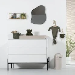 Kidsmill Boutique Babykamer Wit / Zwart | Bed 60 X 120 Cm + Commode -Baby Ruth Winkel boutique wit zwart sfeer 1 d45b