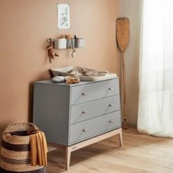 Leander Luna Commode Grey / Oak -Baby Ruth Winkel leander luna commode grey oak sfeer d4b5