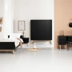 Kidsmill Sixties Bed Zwart Mat / Naturel 90 X 200 Cm -Baby Ruth Winkel sixties tiener zwartnaturel sfeer 4274