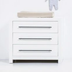 Europe Baby Vittoria III Commode Wit 9 Europe Baby Vittoria III Commode Wit -Baby Ruth Winkel vittoria wit sfeer 2 86f1